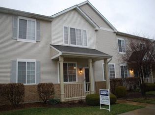 93 Strawflower Ct, Romeoville, IL 60446