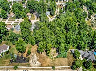 Creekview Dr, Eastlake, OH 44095