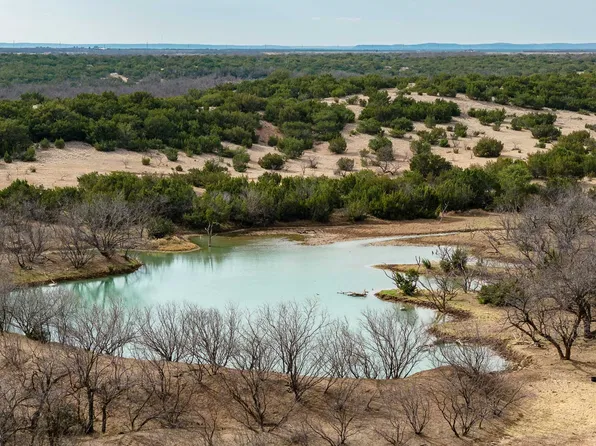 577 County Road 364, Miles, TX 76861