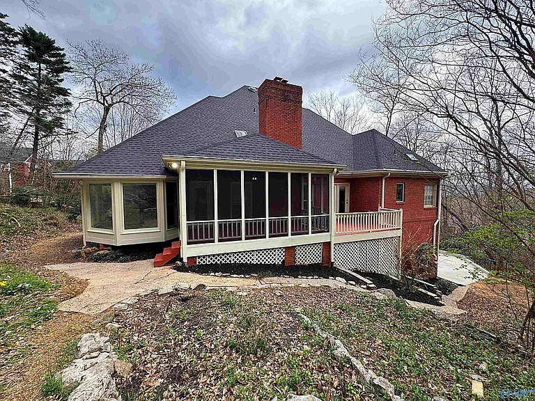 1319 Chesterfield Rd SE — Photo 6