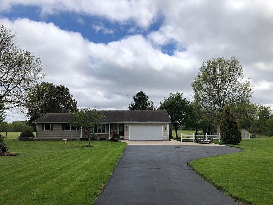 1st image of W8985 County Road B