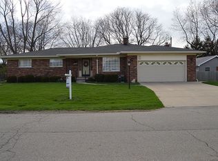 31585 Schoolcraft Ave, Fraser, MI