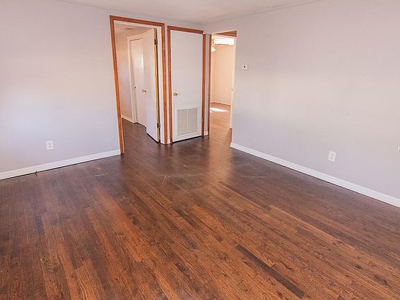 4th image of 4510 53rd Ave N