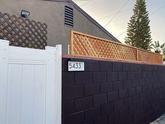 Alley Entrance 