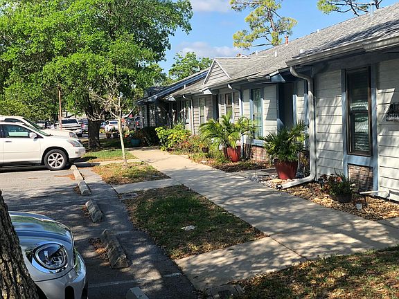 5th image of 911 Fairvilla Dr