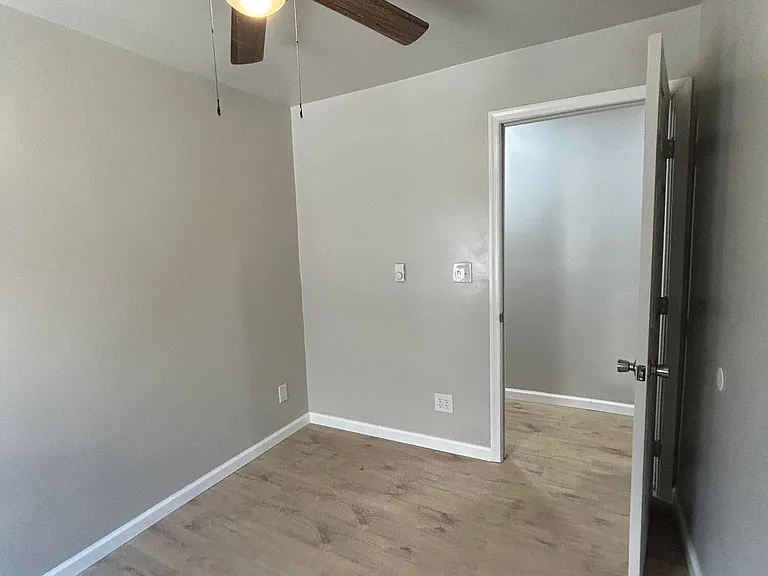 926 Edison Ave — Photo 18