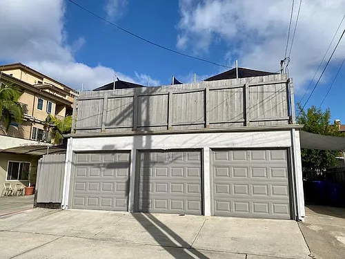 3954 Albatross St Photo 1