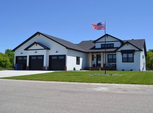106 19th St NE, Barnesville, MN 56514