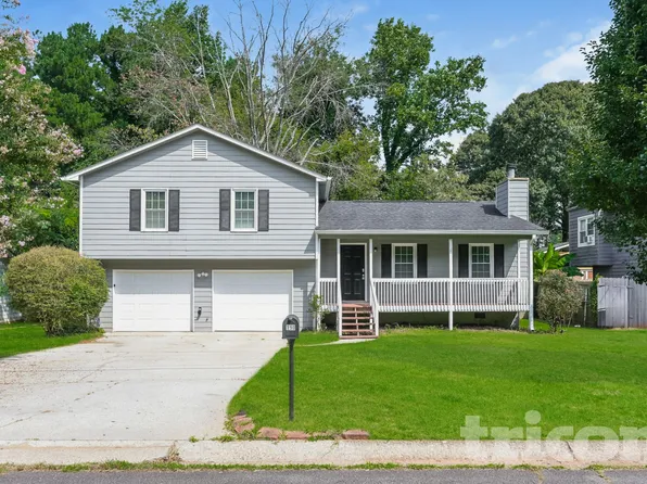 190 Canterbury Ln, Lawrenceville, GA 30046