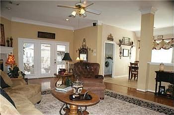 4th image of 7623 Stone Arbor Dr
