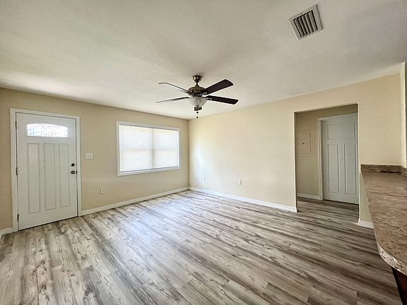 4th image of 1430 W Rambla St