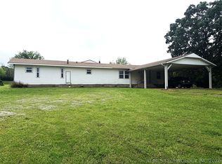 29663 S 225th Rd, Henryetta, OK 74437