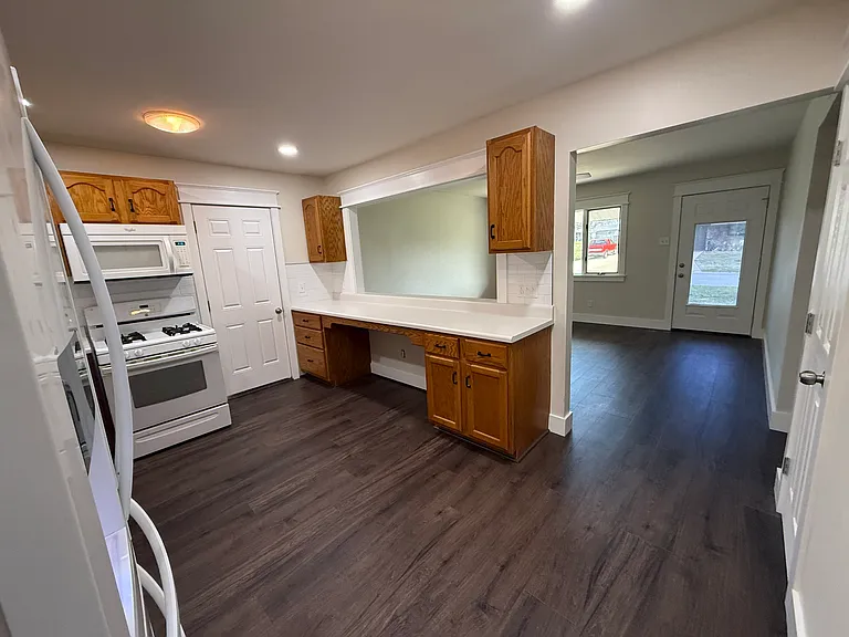 705 Saint Paul Ln — Photo 25