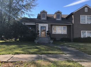 905 Monroe St, Gretna, LA 70053