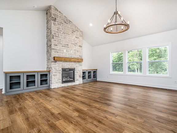 4th image of 9820 Windflower Ln
