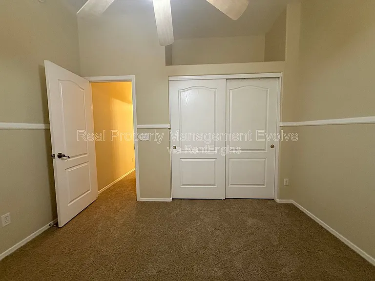 4381 E Sundance Ct — Photo 31