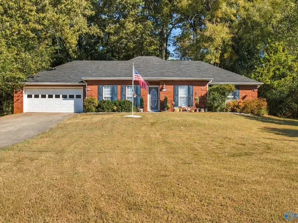 109 Scarlet Oak Cir, Harvest, AL 35749