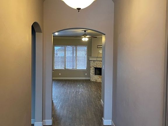 4th image of 508 Augustine Ave