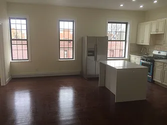 Rented by Real Estate Concept Group Inc
