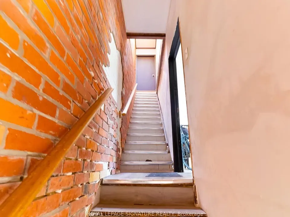 2 London St #3