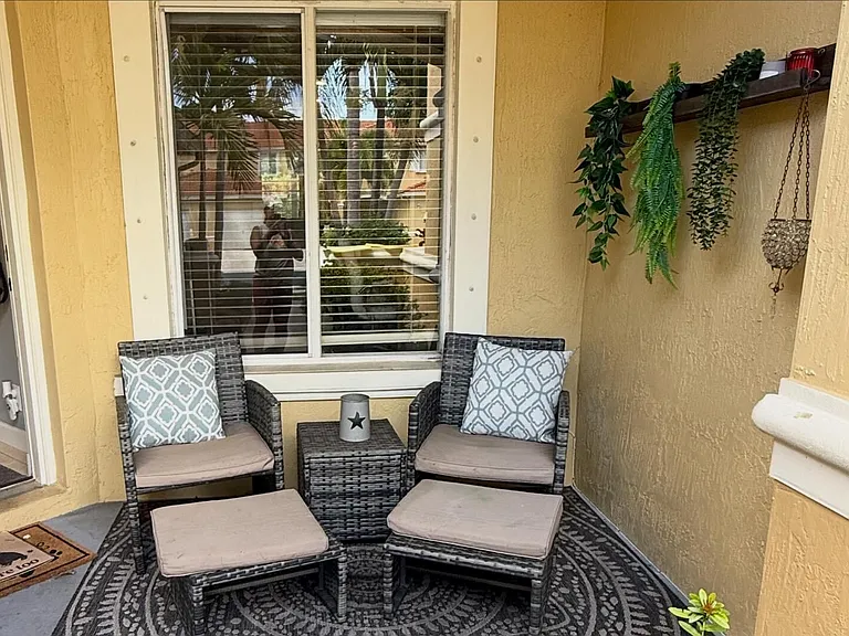 1515 Arezzo Cir — Photo 11