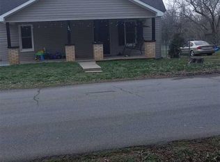 Main St, Englewood, TN 37329