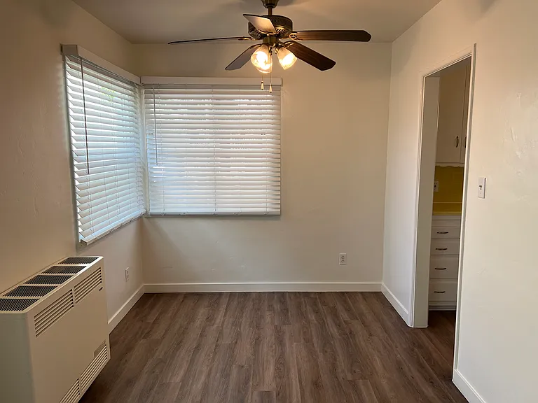 185 Ximeno Ave #C — Photo 7