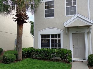 2224 Lake Woodberry Cir, Brandon, FL 33510
