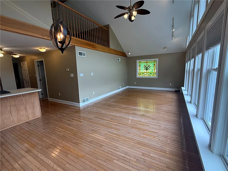 110 Sunny Dell Ln — Photo 4