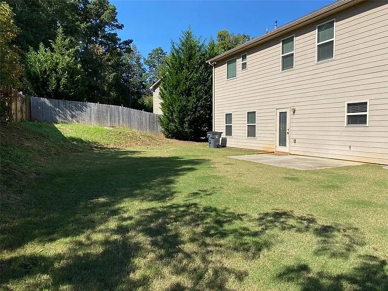 2392 Newbury Oaks Ct — Photo 25