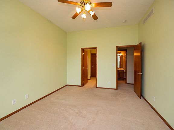 4th image of 6517 Barton Ct