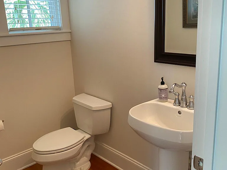 716 S Shelmore Blvd #200 — Photo 7
