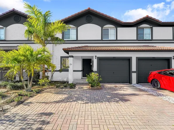 9840 NW 19th Pl, Fort Lauderdale, FL 33322