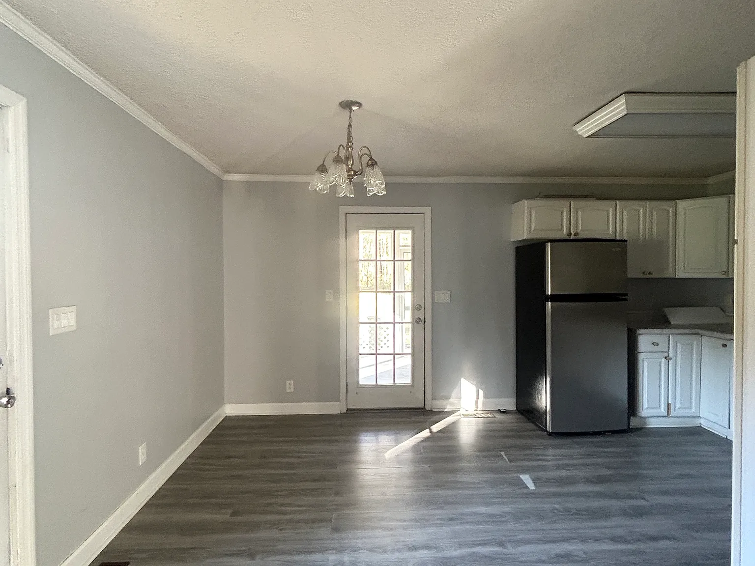3 bed, 1161 sqft, $1,400 — Photo 3