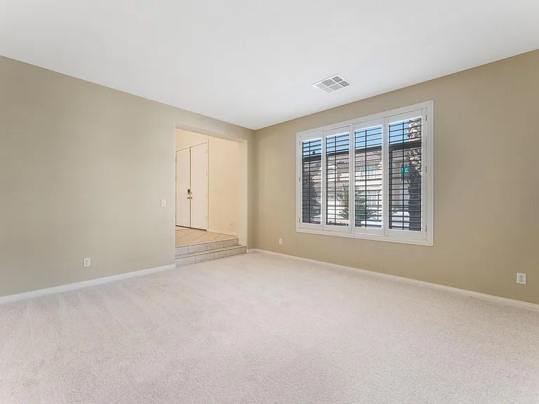 8901 Goldstone Ave — Photo 6