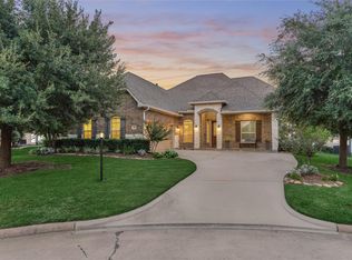 32 Waterford Way, Montgomery, TX 77356