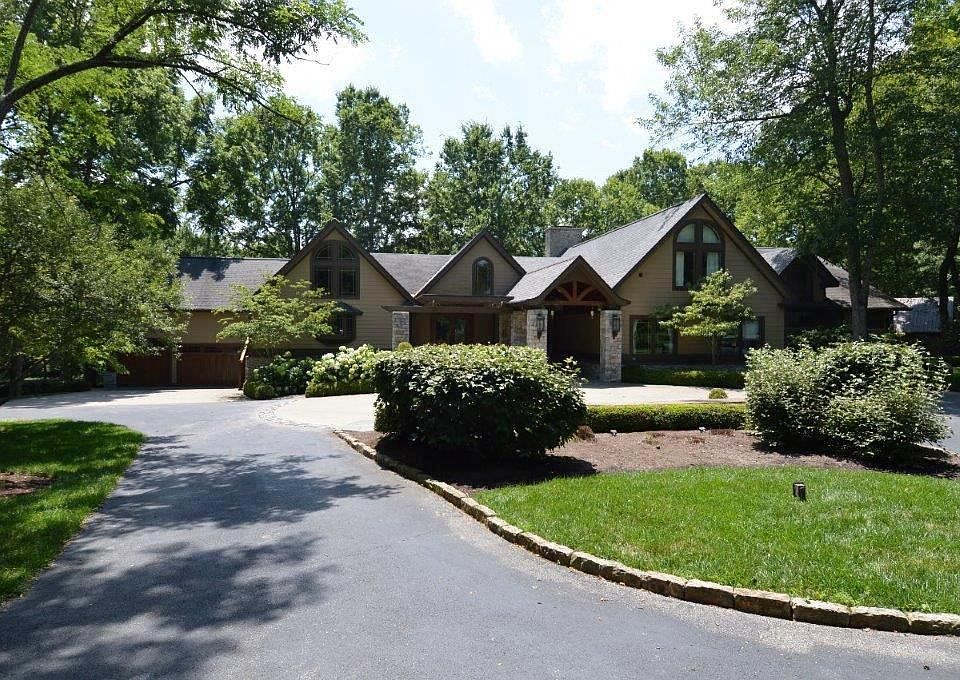 1st image of 300 Delaney Woods