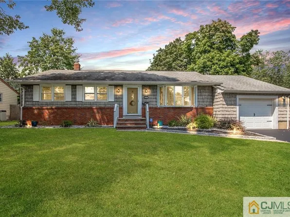 244 Saint Marks Ave, Piscataway, NJ 08854