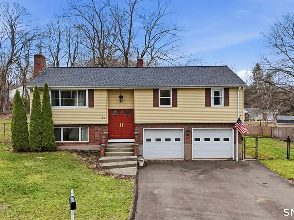 57 Edgewood Drive, Middletown, CT 06457