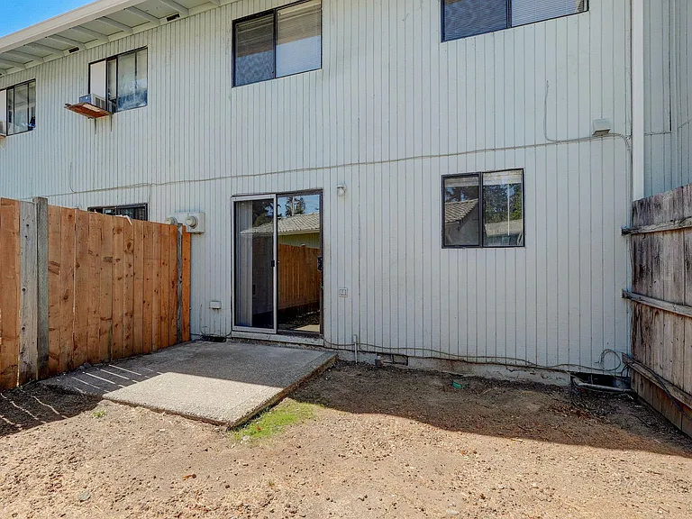 Brookwood Firs Apartments — Photo 12