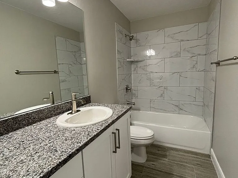 1042 S 1450 East St #22 — Photo 16