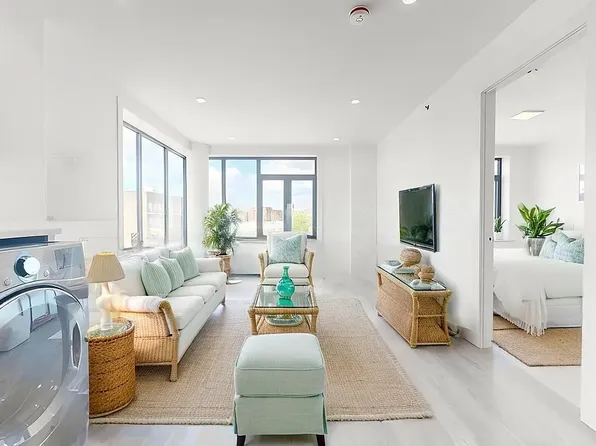 63-68 Austin Street image 1 of 7