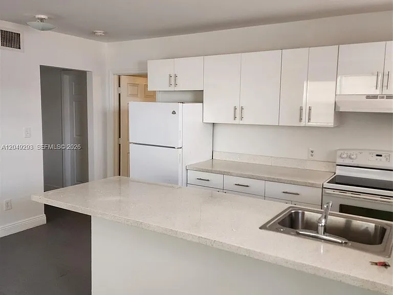 14240 NW 22nd Ave #3 — Photo 31