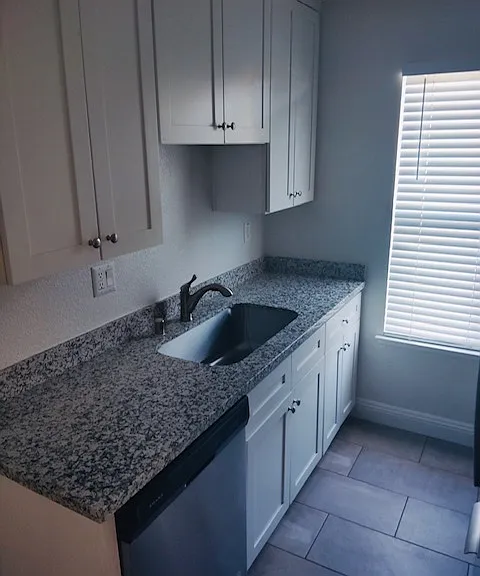 1240 Dealynn St #9 — Photo 8