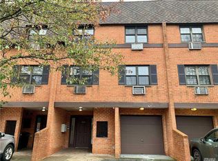 21960 64th Ave APT C, Oakland Gardens, NY 11364