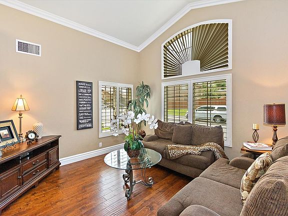 3rd image of 13275 Sunstream Dr