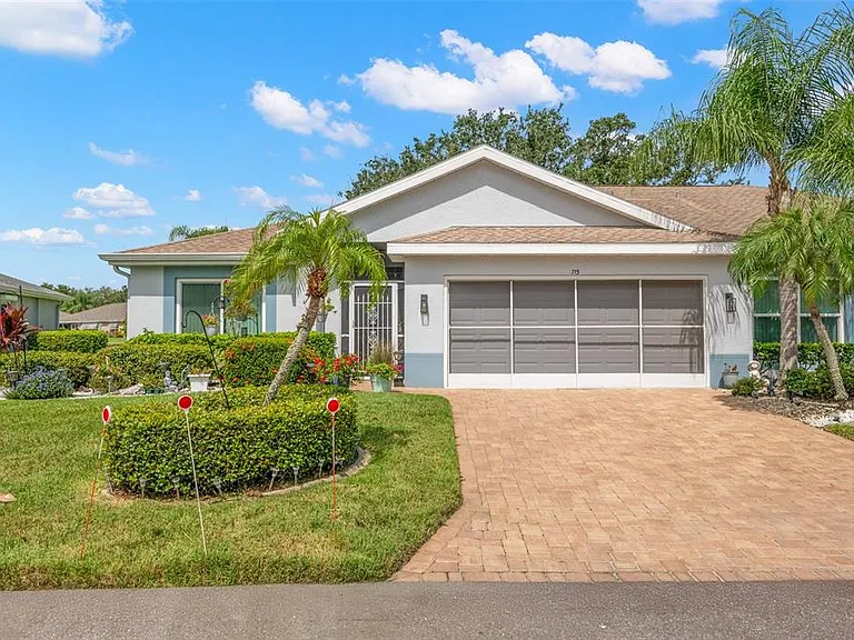 713 Manchester Woods Dr — Photo 2