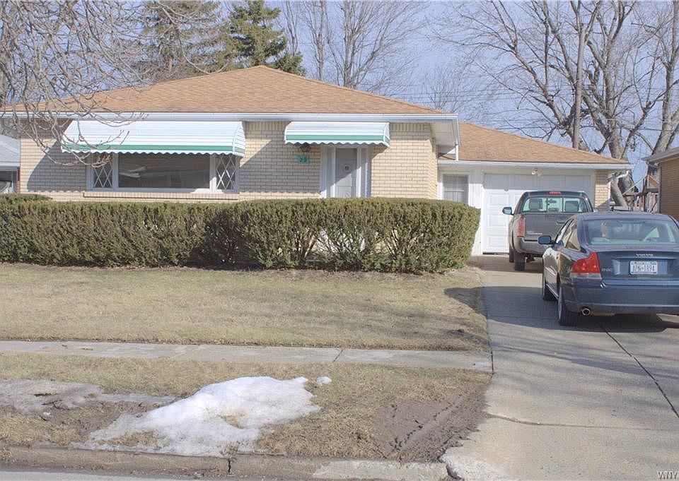 1st image of 29 Lordan Dr