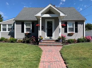 34 Austin Rd, Milford, CT 06460