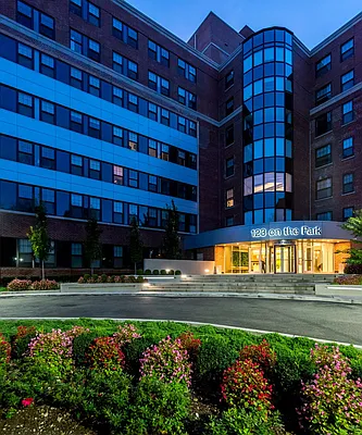 Rented by Nooklyn NYC LLC | media 61